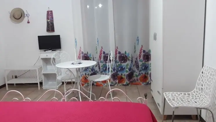 Classic Tek Büyük Yataklı Oda, Balkon, Bahçe Manzaralı