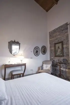 Standard Tek Büyük Yataklı Oda (Le Madreperle)