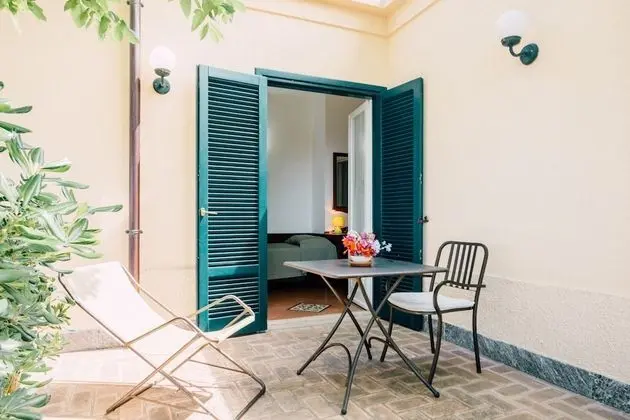 Deluxe Tek Kişilik Oda, Veranda, Deniz Manzaralı