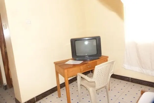 Tek Büyük Yataklı Oda, Sigara İçilmez