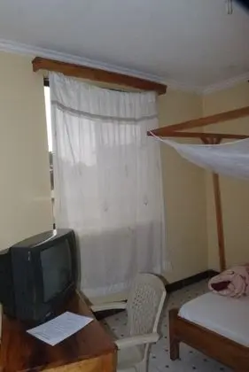 Tek Büyük Yataklı Oda, Sigara İçilmez