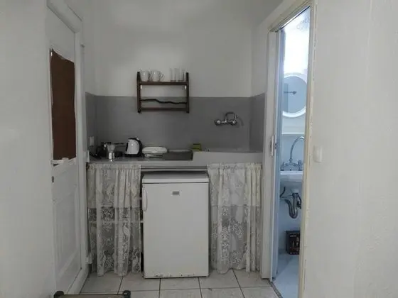 Basic Tek Büyük Yataklı Oda (Lemonia 1)