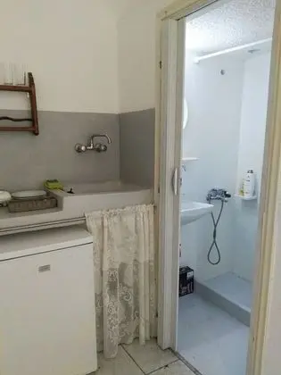 Basic Tek Büyük Yataklı Oda (Lemonia 1)