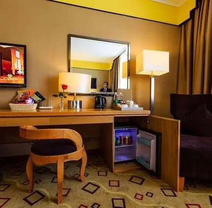 Deluxe Tek Büyük Yataklı Oda
