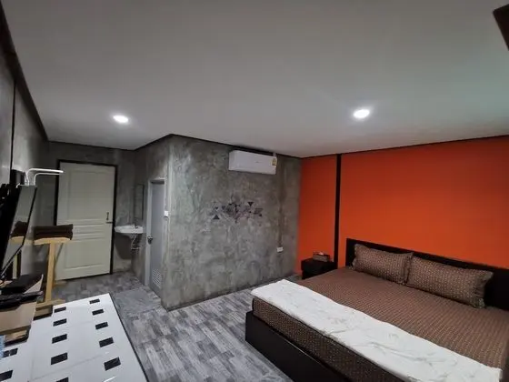 Standard Tek Büyük Yataklı Oda