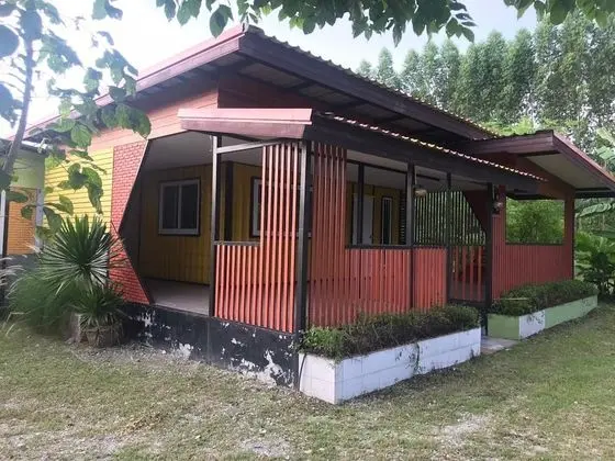 Üç Kişilik Oda