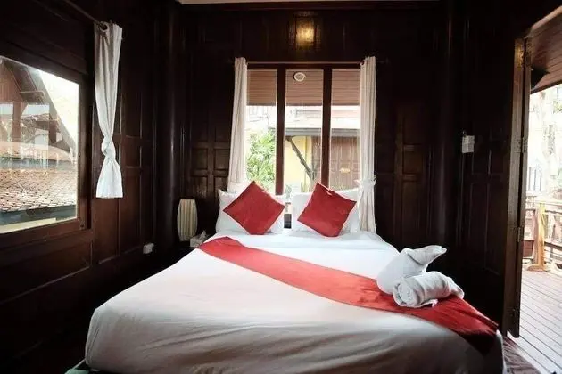 Standard Kır Evi, Bahçe Manzaralı