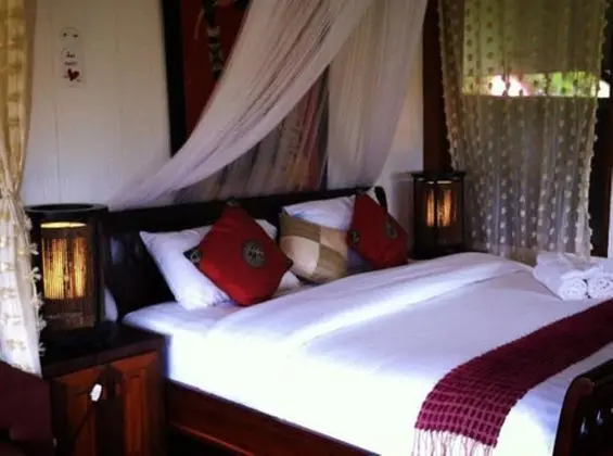Deluxe House ( Sang Duan House)