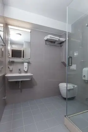 Tek Büyük veya İki Ayrı Yataklı Oda, Bahçe Manzaralı