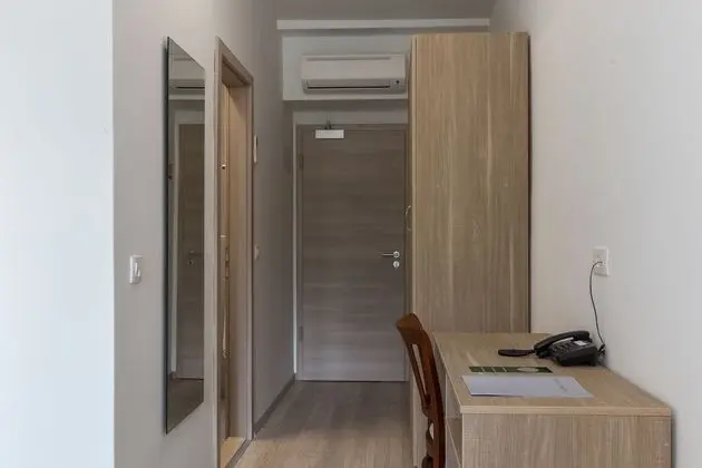 Tek Büyük Yataklı Oda, Kısmi Deniz Manzaralı