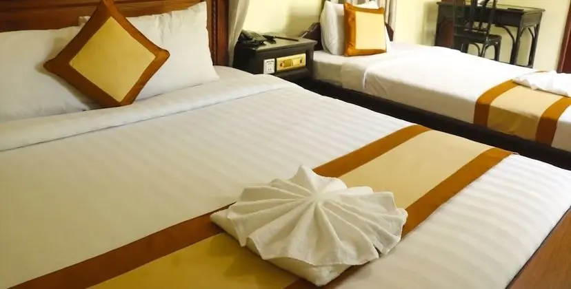 Deluxe Tek Büyük Yataklı Oda