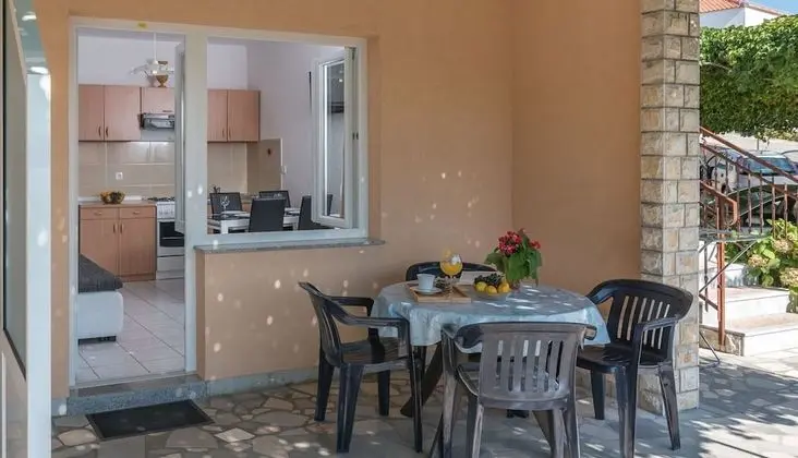 Apart Daire (Vin - 40 m from sea - A2 (2+2))