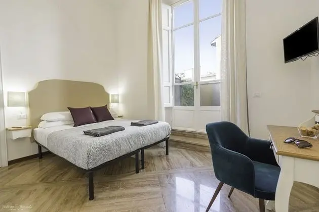 Comfort Tek Büyük Yataklı Oda