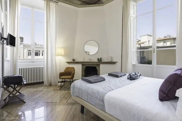 Romantic Tek Büyük Yataklı Oda