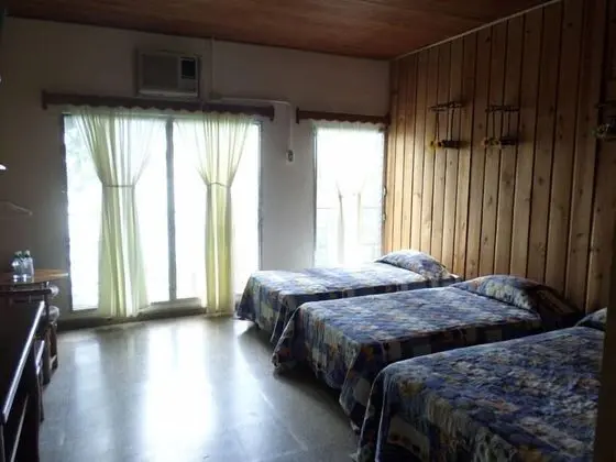 Dört Kişilik Oda, Birden Çok Yatak