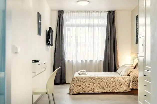City Tek Büyük veya İki Ayrı Yataklı Oda