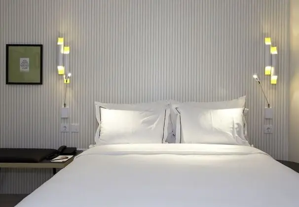 Tek Büyük veya İki Ayrı Yataklı Oda (With an Extra Bed)