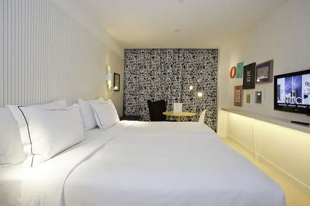 Tek Büyük veya İki Ayrı Yataklı Oda (With an Extra Bed)