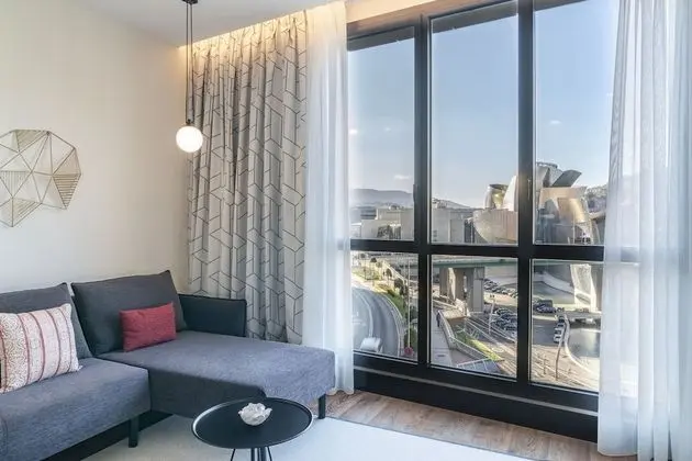 Junior Süit (Guggenheim View, 3 pax)