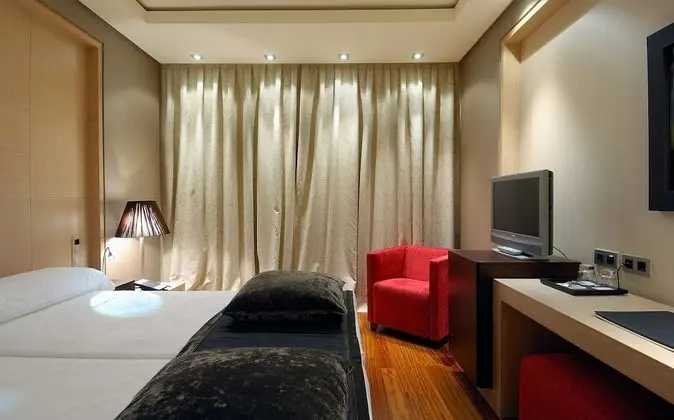 Tek Büyük Yataklı Oda (with Extra bed)