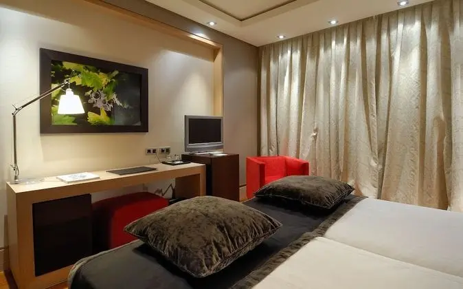 Tek Büyük Yataklı Oda (with Extra bed)