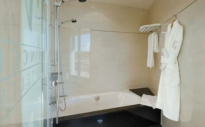 Tek Büyük Yataklı Oda (with Extra bed)