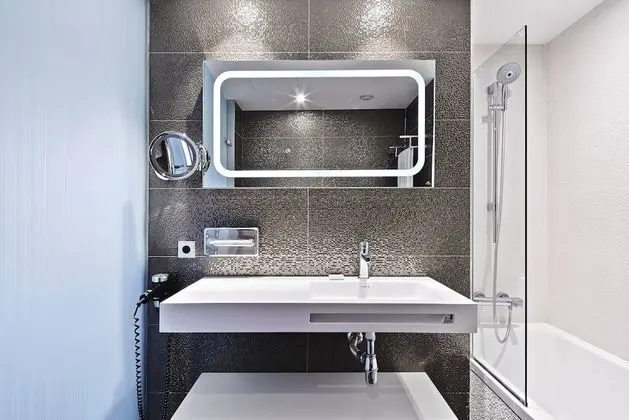 Tek Büyük Yataklı Oda (with extra bed)