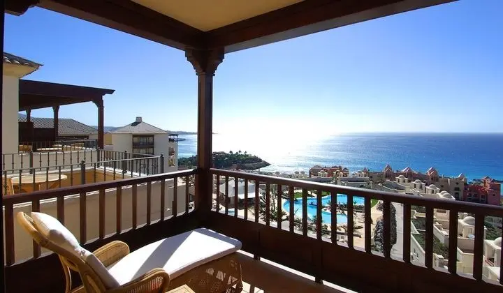 Superior Üç Kişilik Oda, Kısmi Deniz Manzaralı (3 Adults)