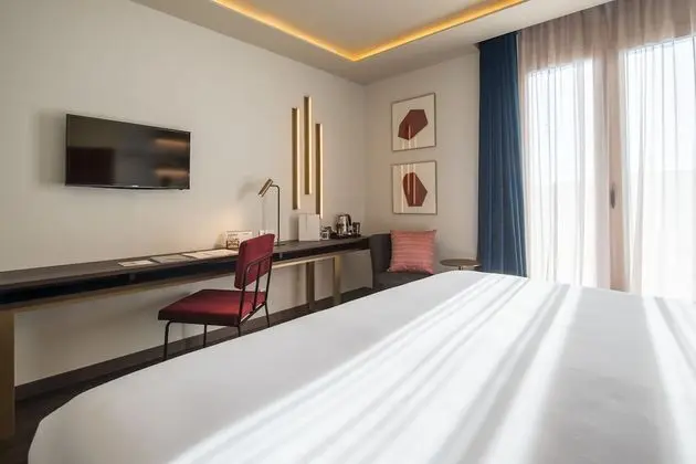 Premium Büyük Yataklı Tek Kişilik Oda, Şehir Manzaralı