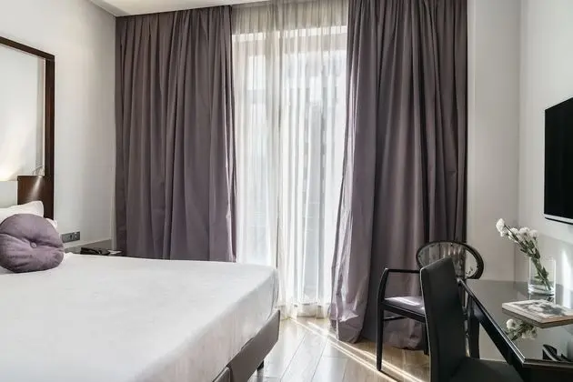 Tek Büyük Yataklı Oda (with extra bed)