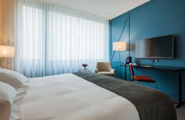 Tek Büyük veya İki Ayrı Yataklı Oda (With Extra Bed)