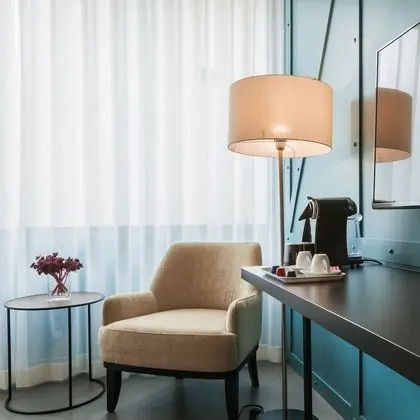 Tek Büyük veya İki Ayrı Yataklı Oda (With Extra Bed)