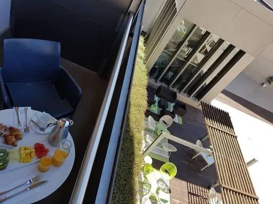 Büyük Yataklı Tek Kişilik Oda, Teras