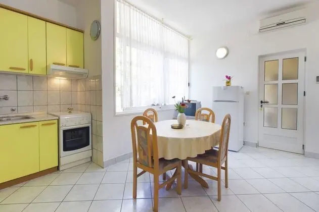 Apart Daire (Vince - free parking - A1 žuti(4))