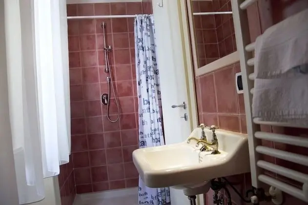 Tek Büyük Yataklı Oda, Bahçe Manzaralı