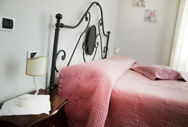 Üç Kişilik Oda, 2 Yatak Odası, Bahçe Manzaralı