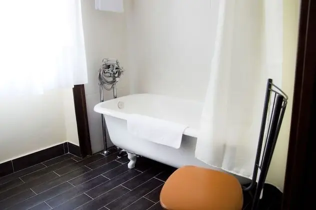 Üç Kişilik Oda, 2 Yatak Odası, Bahçe Manzaralı