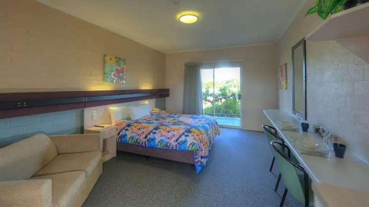 Standard Süit, 1 Yatak Odası, Sigara İçilmez, Balkon (Queen Room)