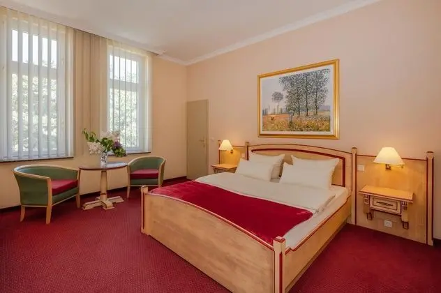 Comfort Tek Büyük Yataklı Oda (lakefront/ promenade)