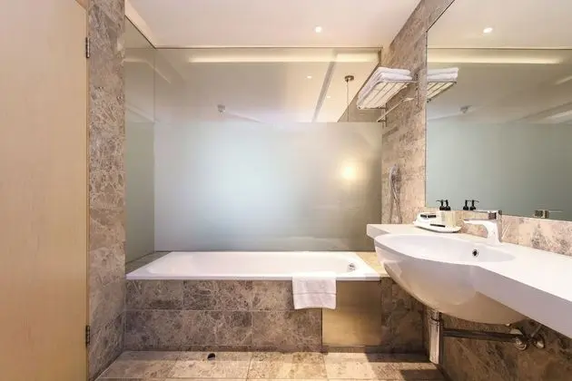 Deluxe Courtyard Room