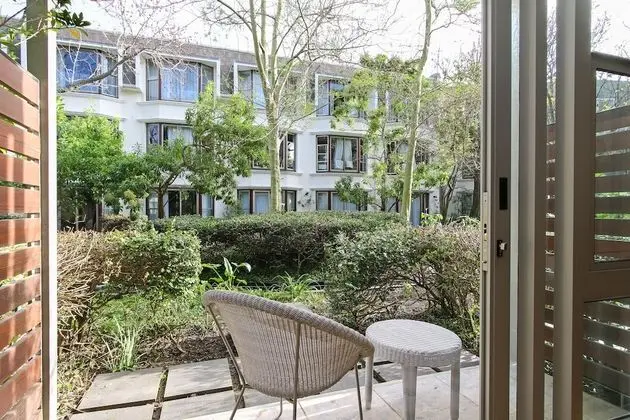 Deluxe Courtyard Room