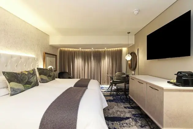 Deluxe Mountain Room