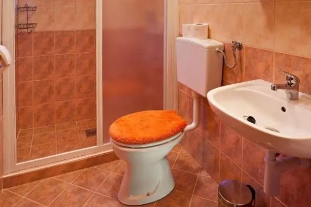 Family Ev, 2 Yatak Odası, Dağ Yamacı (Vineyard Cottage Bregač)