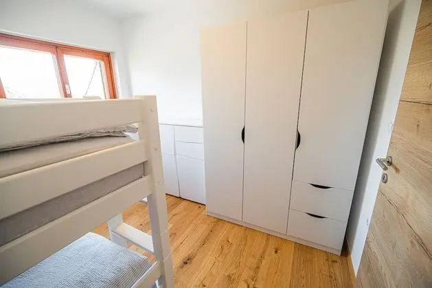 Ev (Two Bedroom Holiday Home)