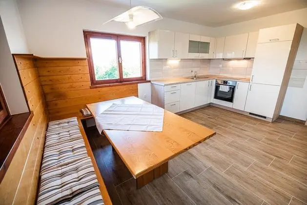 Ev (Two Bedroom Holiday Home)