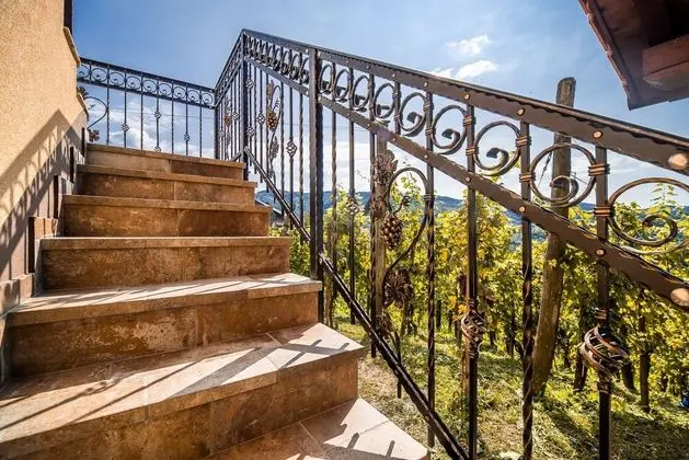 Ev (Two Bedroom Holiday Home)