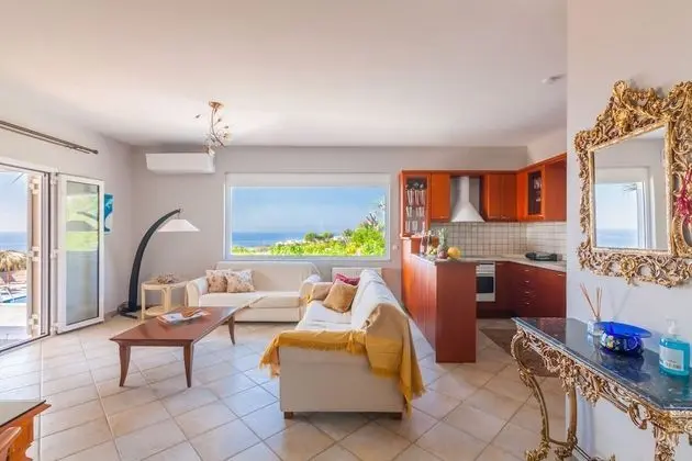 Family Ev, Birden Çok Yatak, 2 Banyolu, Bahçeli (Vineyard Pool Villa Sea View Crete)