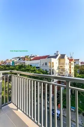 Business Stüdyo, Balkon