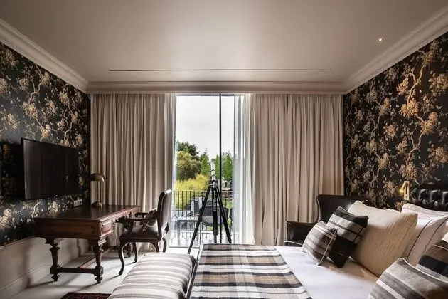 Signature River View Room