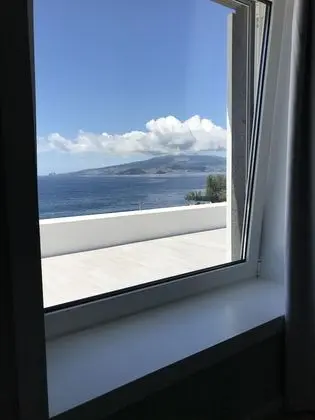 Apart Daire, Deniz Manzaralı (Grey)